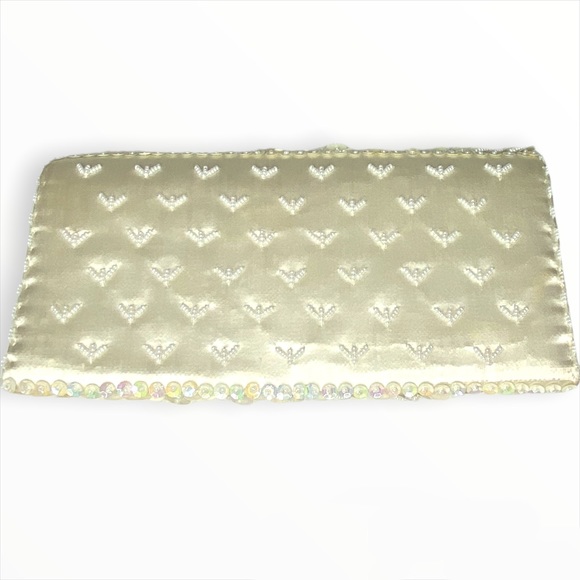 Vtg. Bags by Debbie | 1960’s Hand-beaded Satin Evening Clutch. - Picture 4 of 10